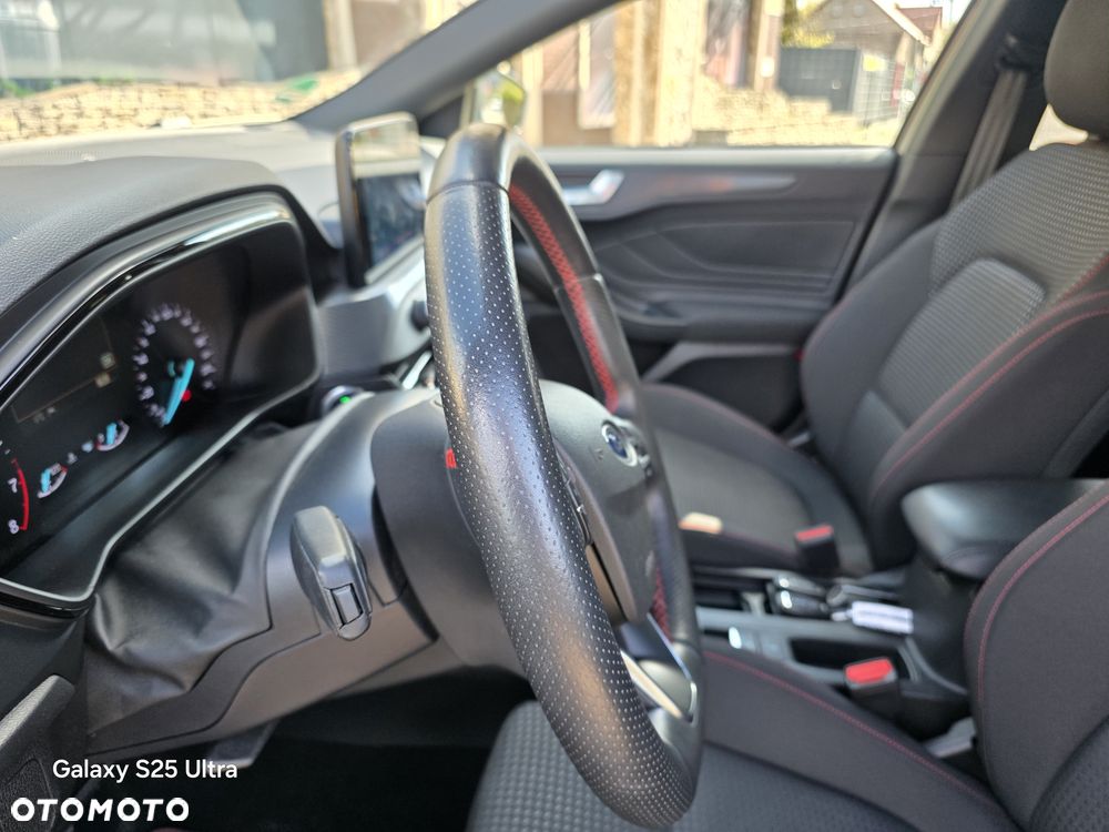 Ford Focus 1.5 EcoBoost ST-Line ASS - 13