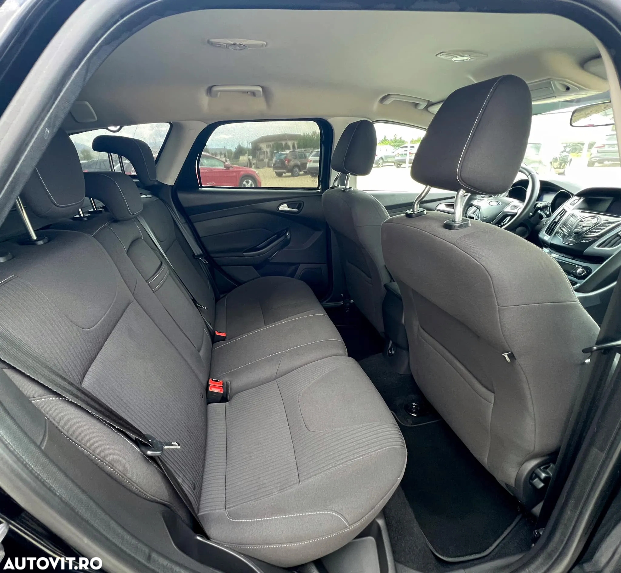 Ford Focus 1.6 TDCI DPF Titanium - 10