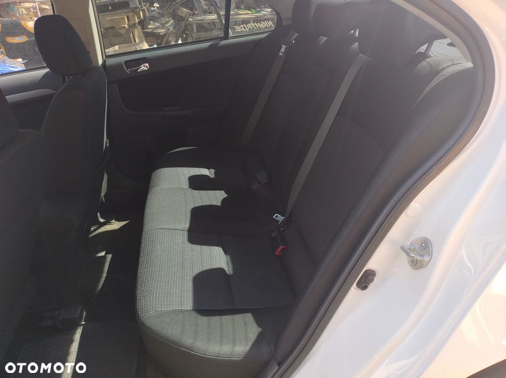 Mitsubishi Lancer 1.6 ClearTec Inform - 23