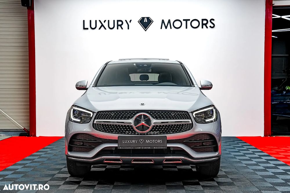 Mercedes-Benz GLC Coupe 300 e 4Matic 9G-TRONIC AMG Line Plus - 3