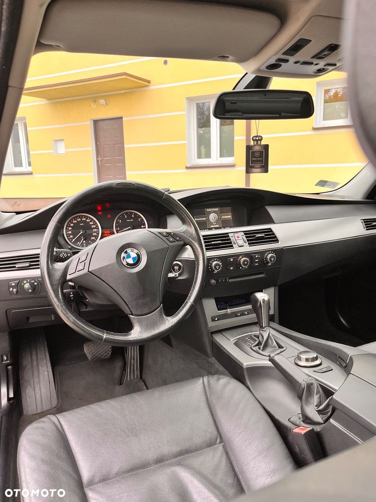 BMW Seria 5 - 11