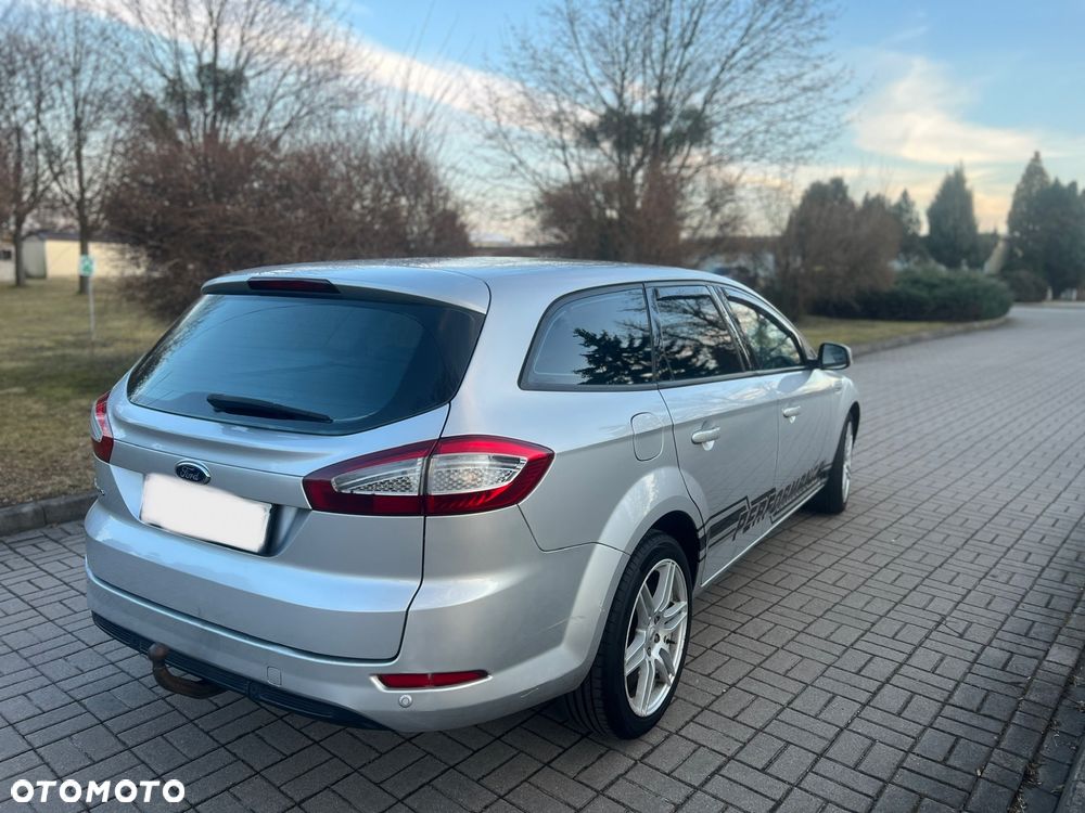 Ford Mondeo 2.0 TDCi Titanium - 3