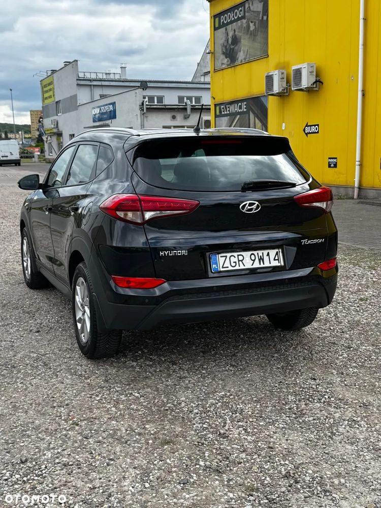 Hyundai Tucson 1.6 GDI BlueDrive GO 2WD - 19