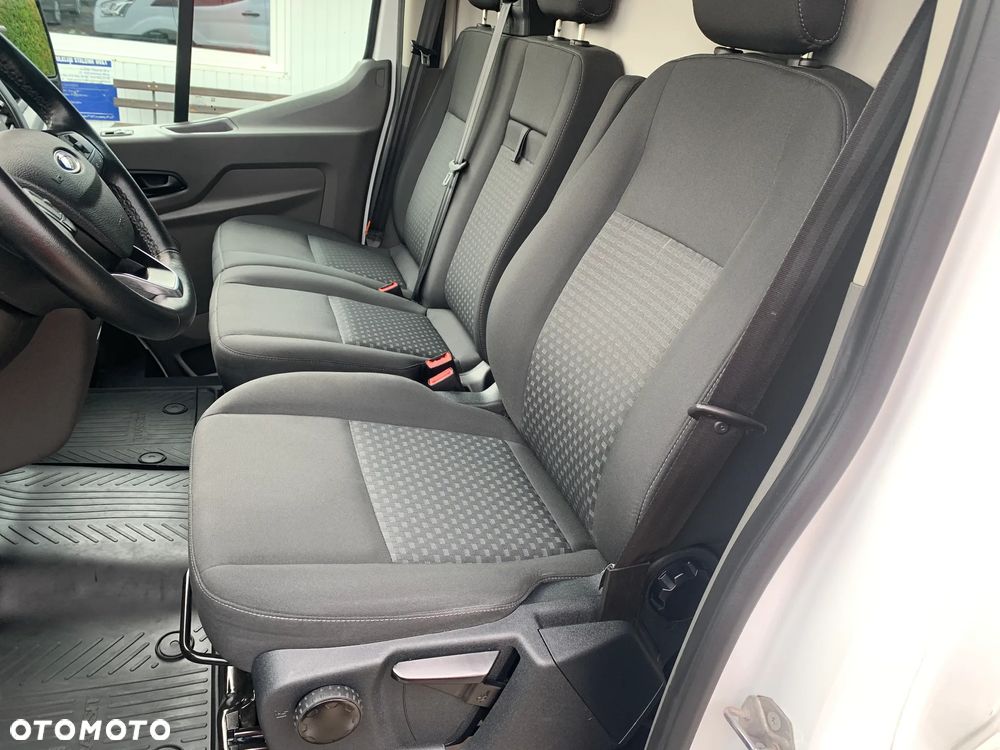 Ford TRANSIT 350 2,0 Ecoblue Trend 130KM L3H2 - 11