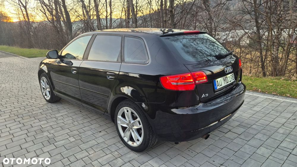 Audi A3 Sportback 1.6 Ambition - 13