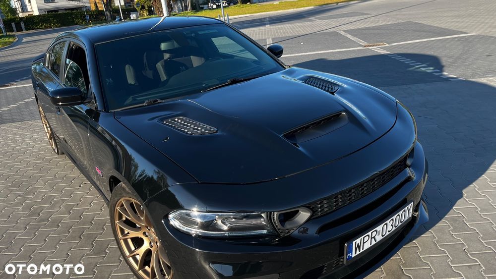 Dodge Charger 6.4 Scat Pack - 4