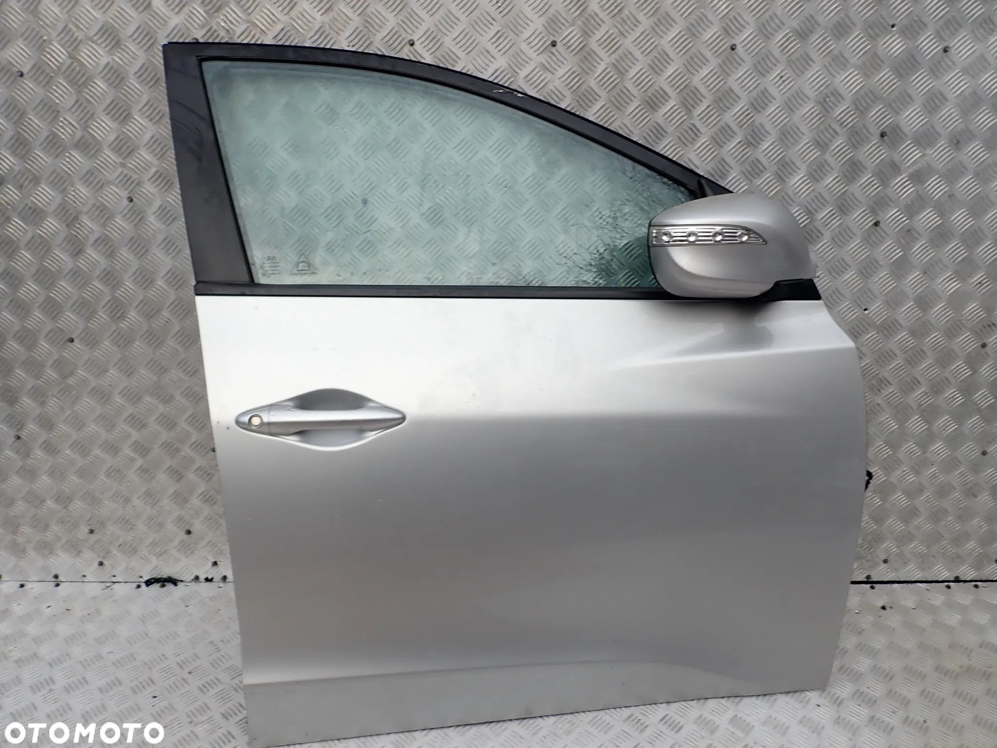 DRZWI PRAWY / LEWY PRZÓD HYUNDAI IX35 KOD LAKIERU 9S GOŁE SZYBA, MECHANIZM SZYBY, ZAMEK, LUSTERKO MOŻLIWOŚĆ KUPIENIA OSOBNO - 1