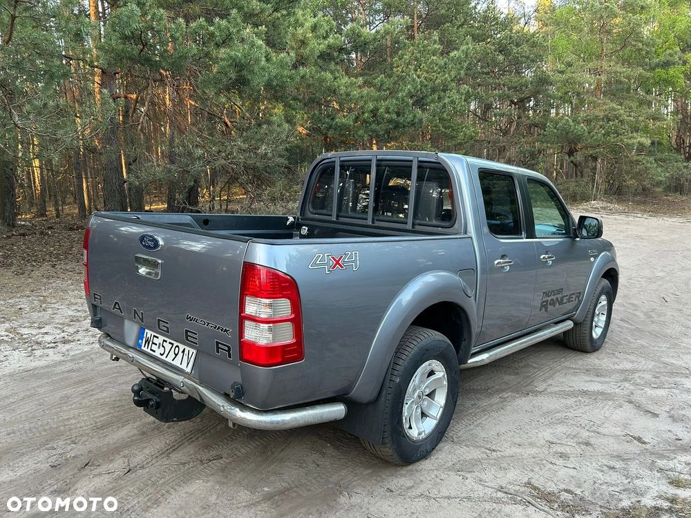 Ford Ranger 2.5 TDCi DC Limited - 11