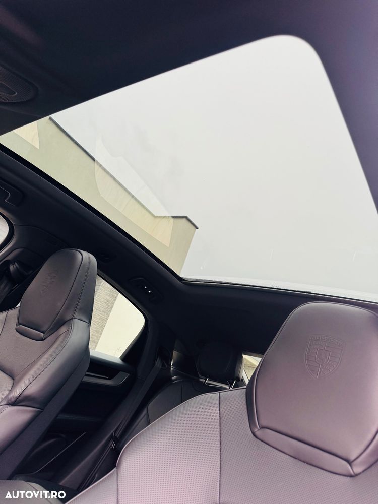 Porsche Cayenne Coupe - 22