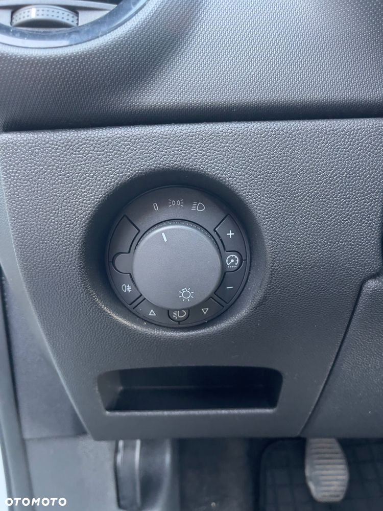Opel Corsa - 22