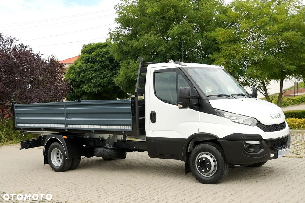 Iveco DAILY/70C17/WYWROTKA 3-STRONNA/Rozstaw osi 4.10cm/KOŁA BLIŹNIACZE/3.0 HPi 170 KM/SALON POLSKA - 24