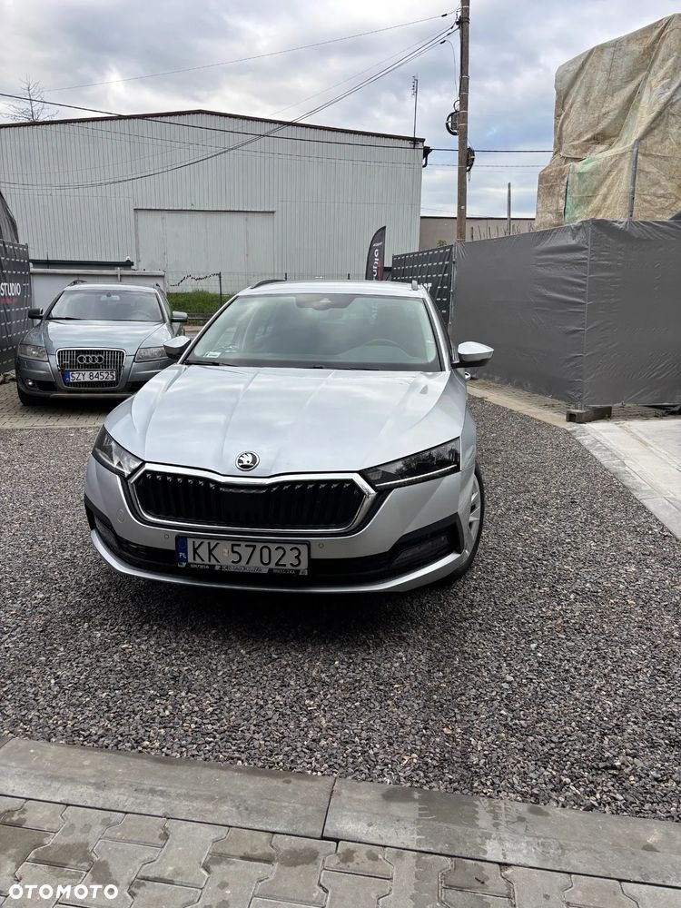 Skoda Octavia - 3