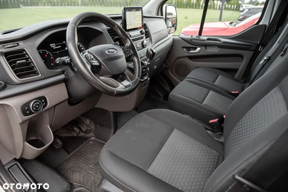 Ford Transit Custom - 11