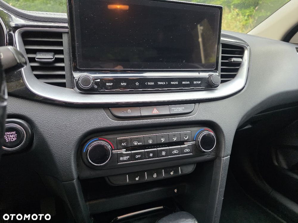 Kia XCeed - 19