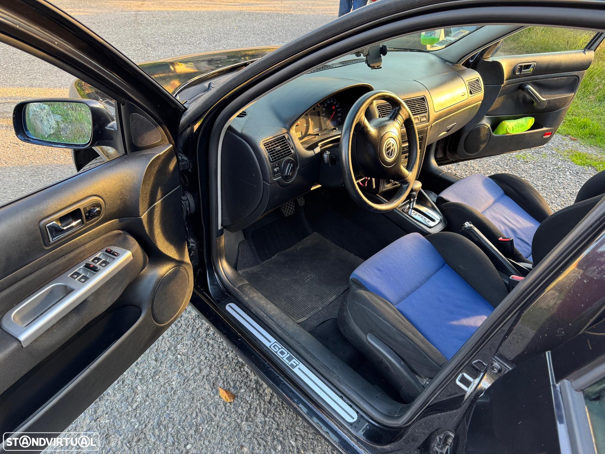 VW Golf - 16