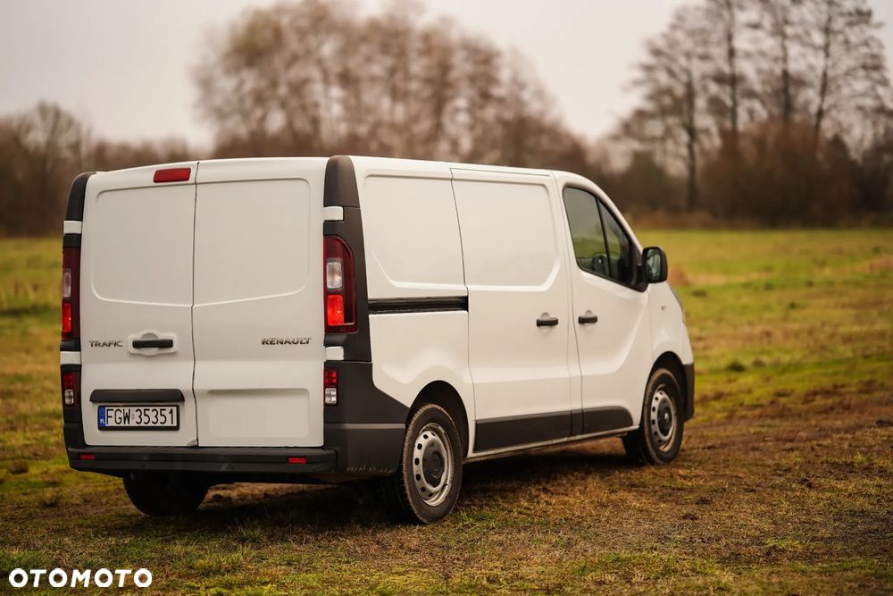 Renault Trafic - 15