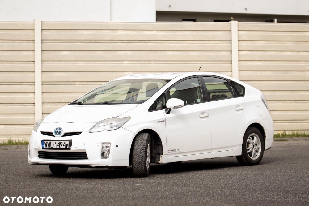 Toyota Prius - 3
