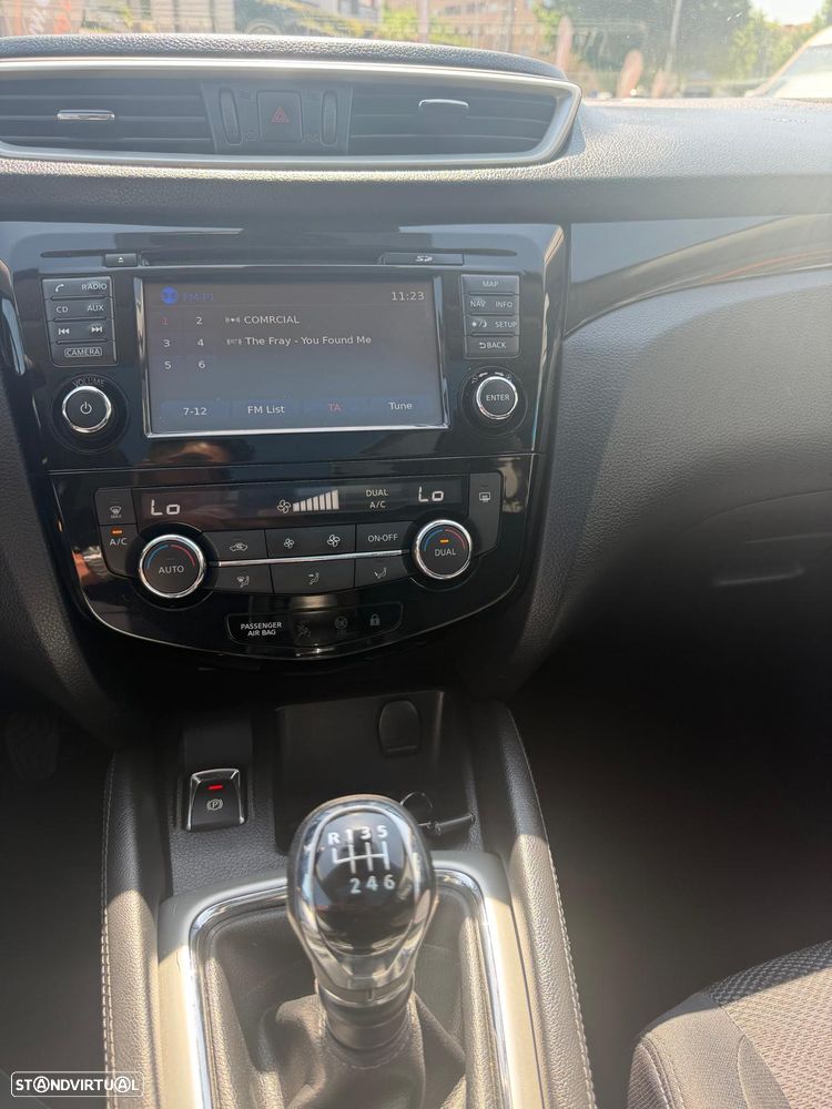 Nissan Qashqai 1.5 dCi Acenta Connect - 11