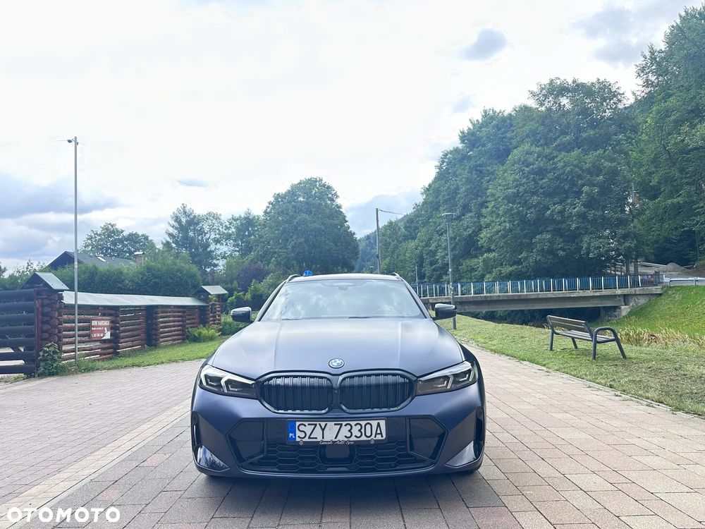 BMW Seria 3 330e xDrive M Sport - 3