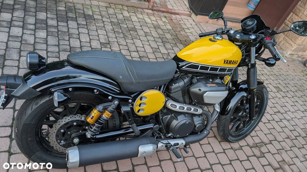Yamaha XVS - 6