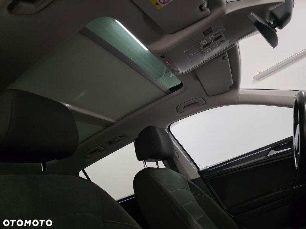 Volkswagen Tiguan Allspace 2.0 TDI SCR 4Motion DSG Highline - 27