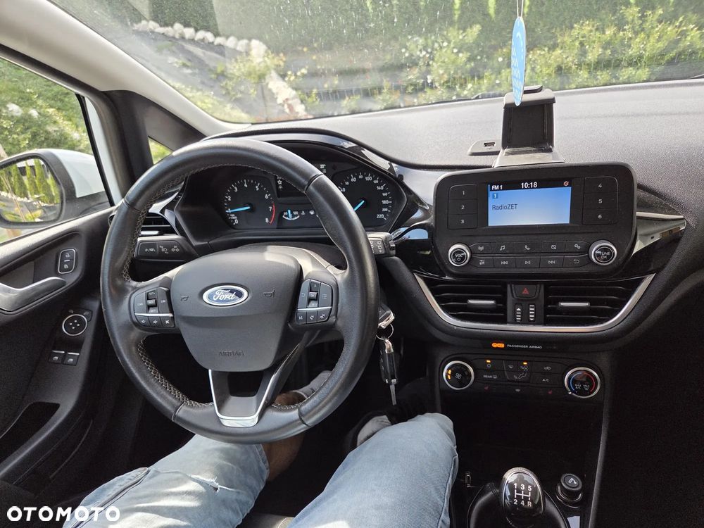 Ford Fiesta 1.1 COOL&CONNECT - 8