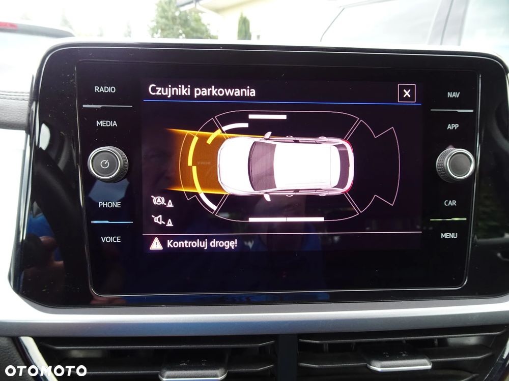 Volkswagen T-Roc 1.5 TSI Life - 26
