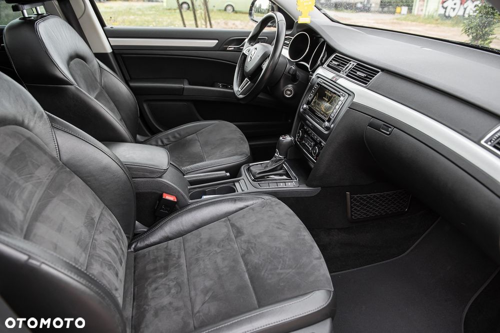 Skoda Superb 3.6 V6 4x4 DSG L&K - 20