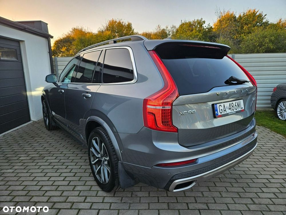 Volvo XC 90 T6 AWD Momentum 7os - 14