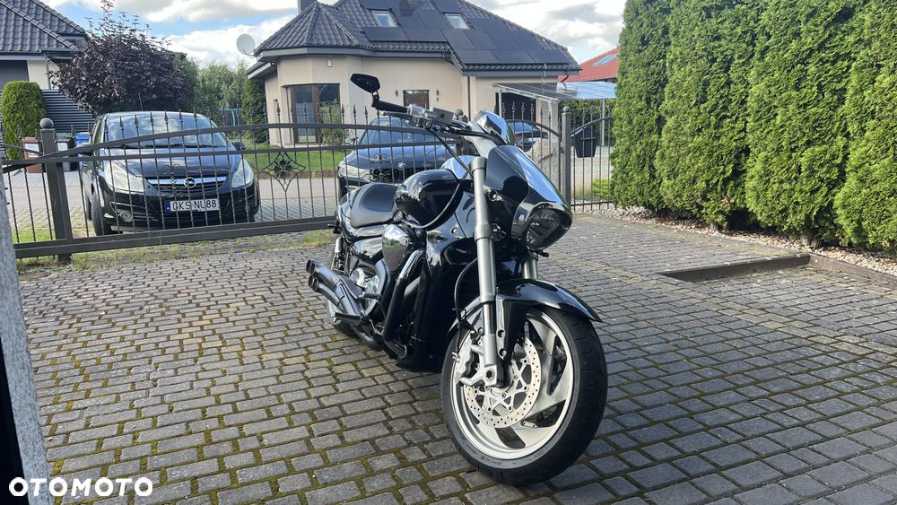 Suzuki Boulevard - 3