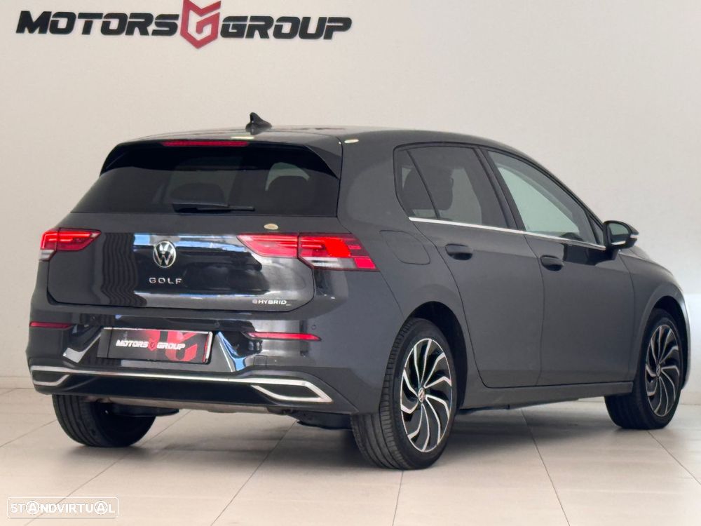 VW Golf - 26