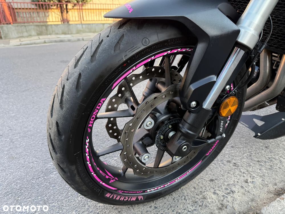 Honda Hornet - 21