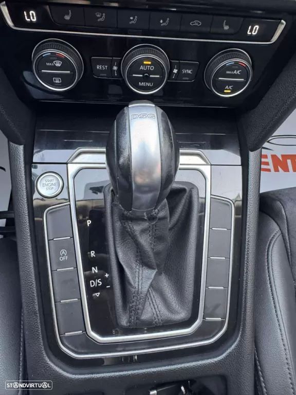 VW Passat Variant 2.0 TDi R-Line DSG - 8