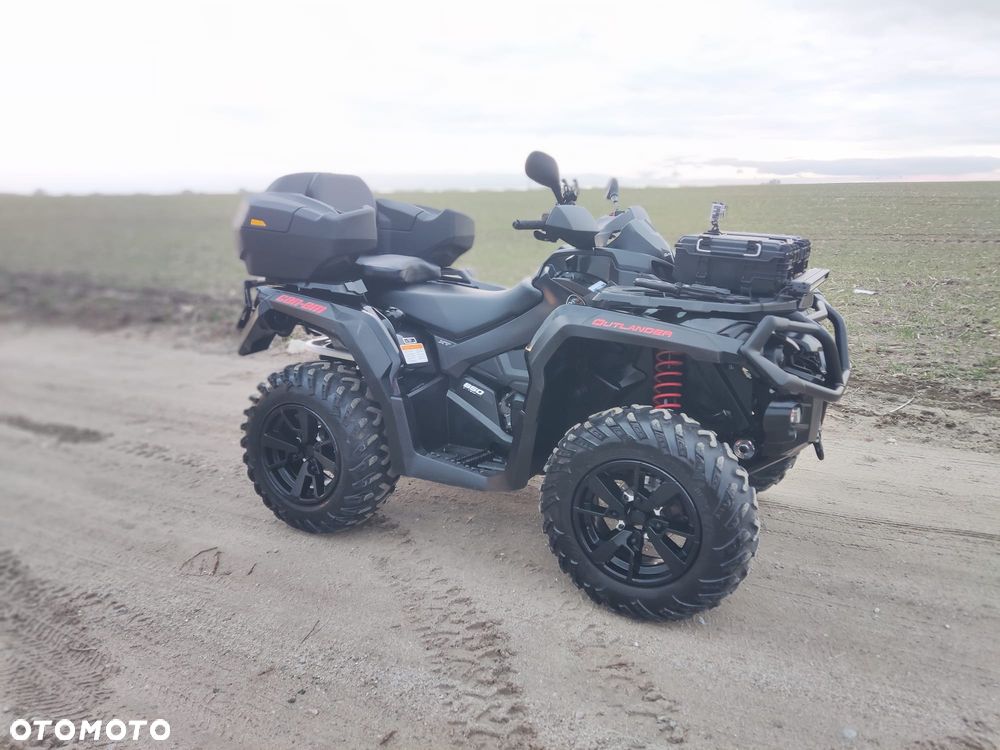 Can-Am Outlander - 5