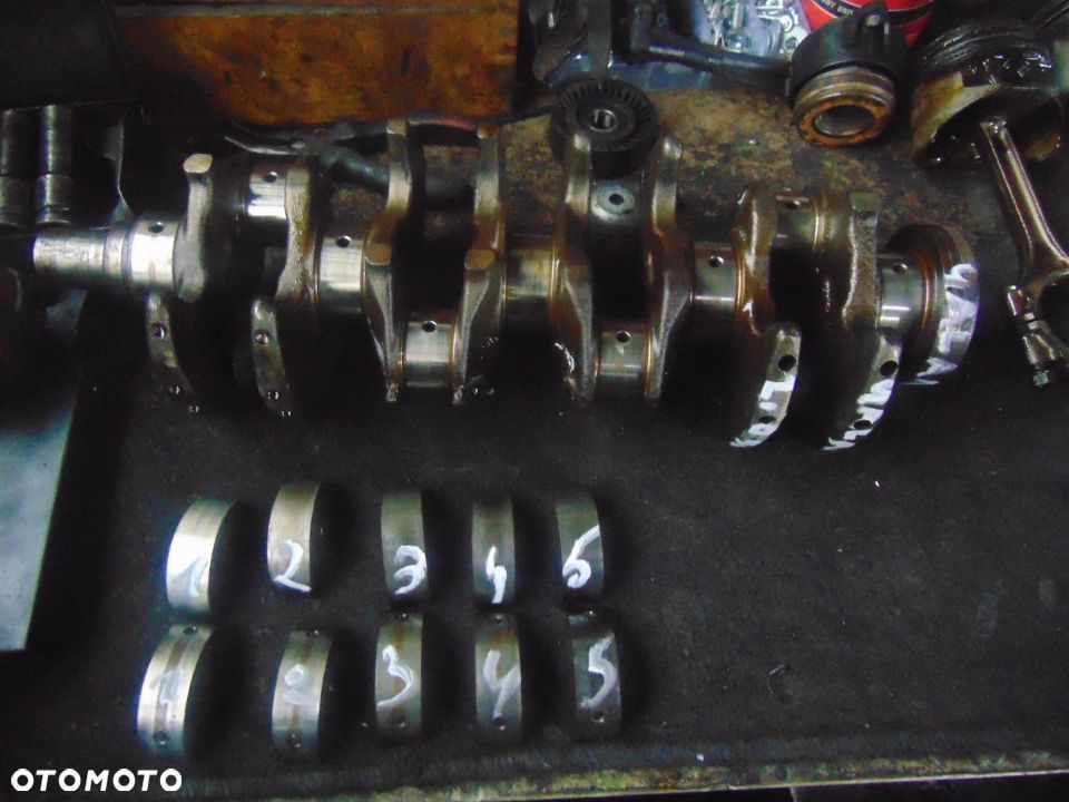 Wał korbowy Mitshubishi galant 2,0 16 v - 1