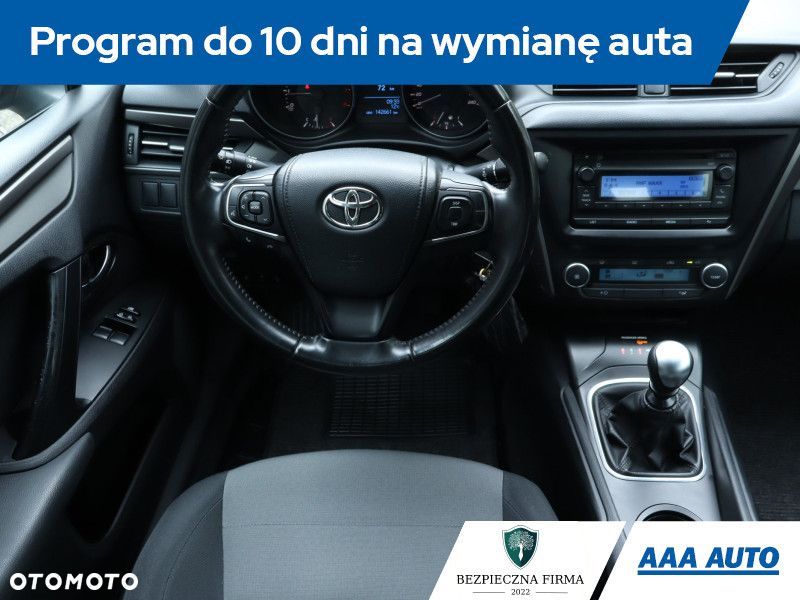 Toyota Avensis - 9