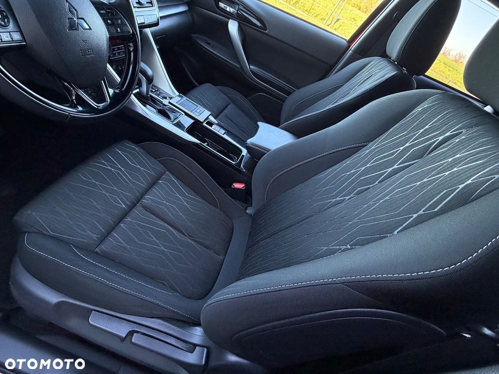 Mitsubishi Eclipse Cross 1.5 T-MIVEC ClearTec CVT 2WD Diamant Edition Plus - 25