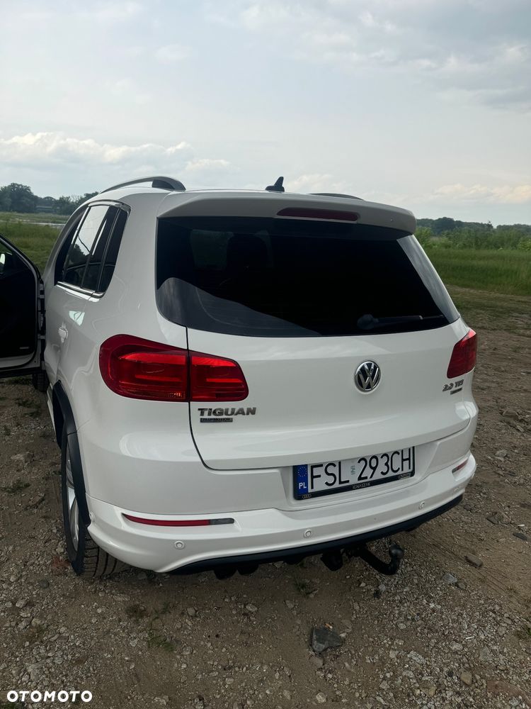 Volkswagen Tiguan 2.0 TDI 4Mot Perfectline R-Style DSG - 11