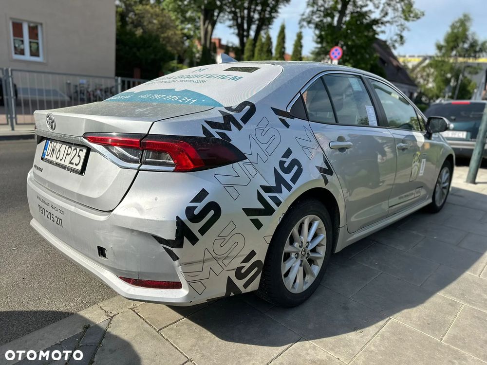 Toyota Corolla 1.6 Comfort - 8