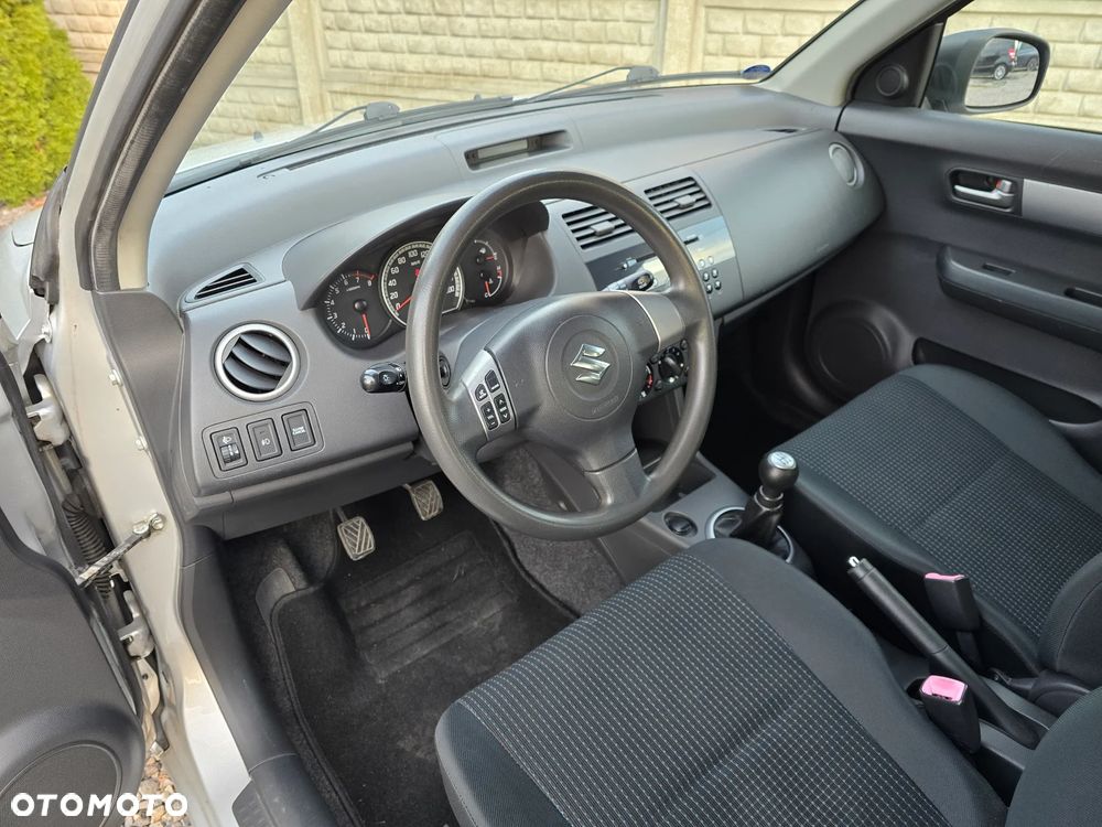 Suzuki Swift 1.3 Comfort - 20