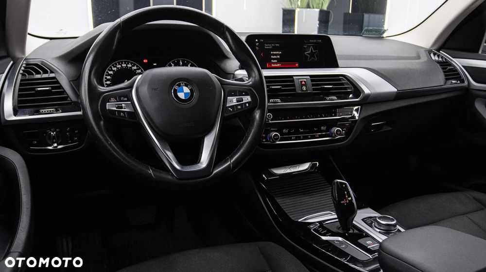 BMW X3 xDrive20i GPF Business Edition - 17