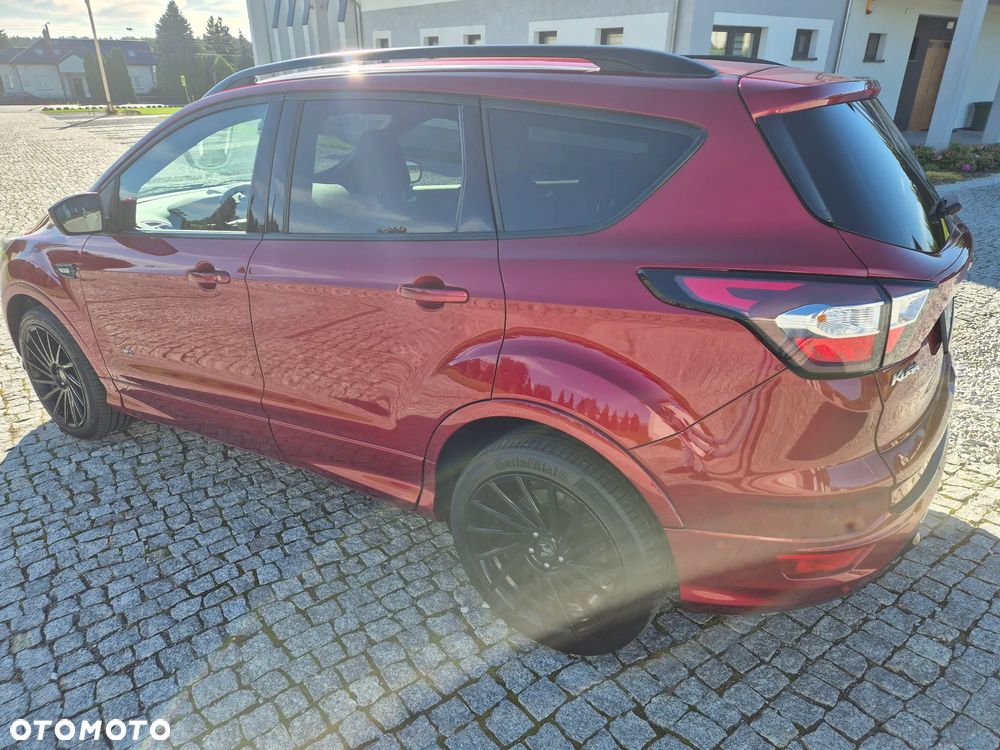 Ford Kuga 2.0 TDCi 4x4 ST-Line - 6