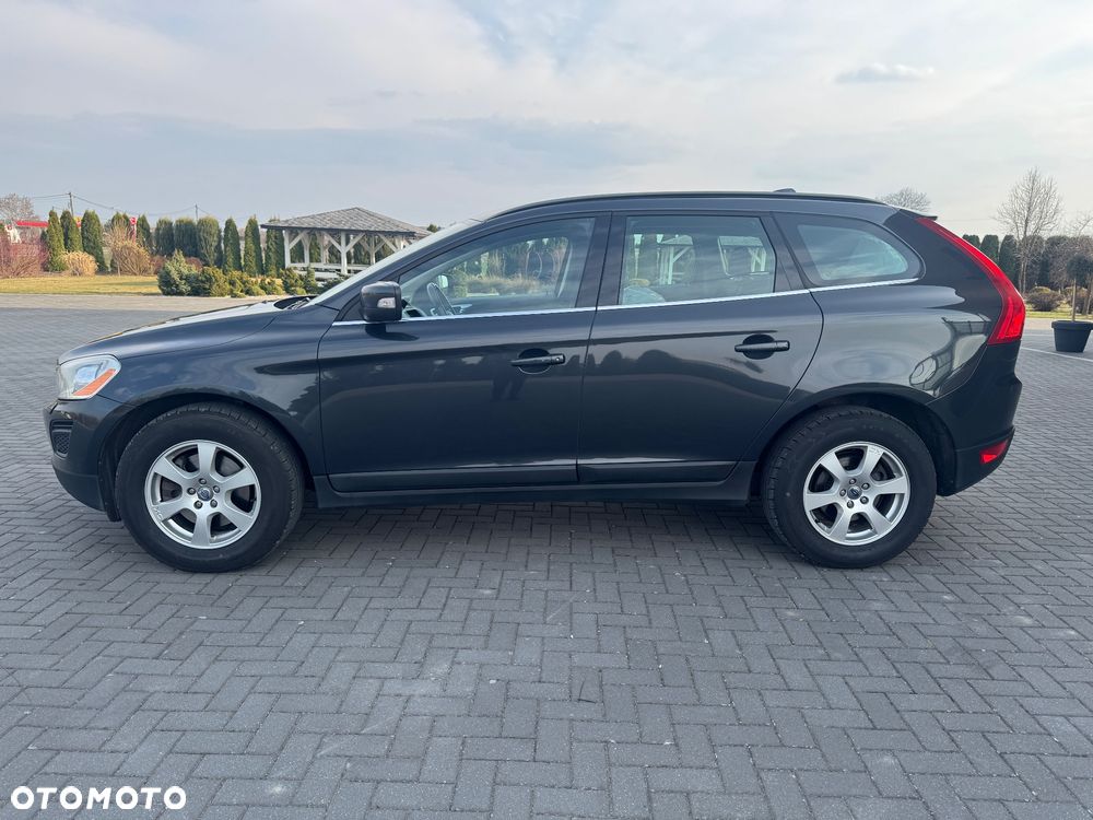 Volvo XC 60 DRIVe Momentum - 2