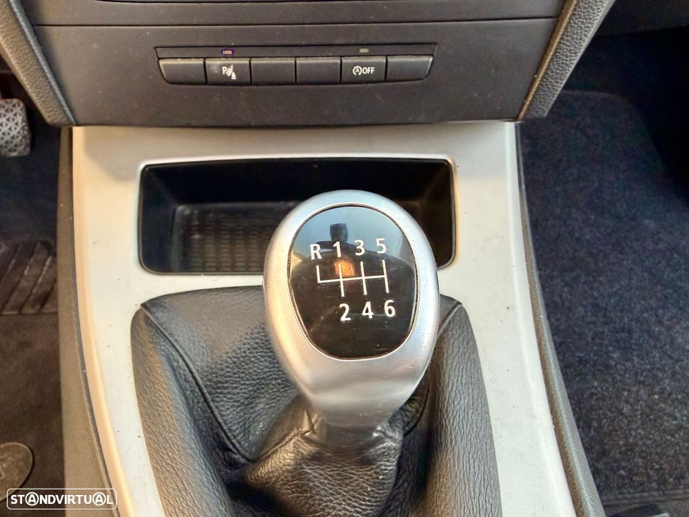 BMW 320 - 32