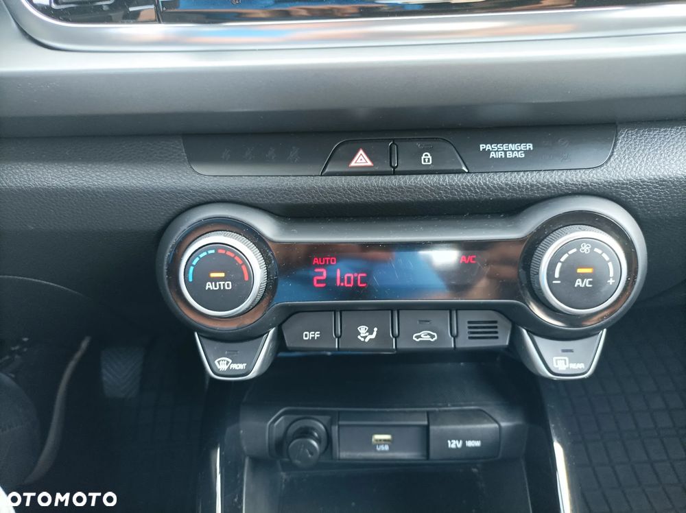 Kia Rio 1.2 L - 7
