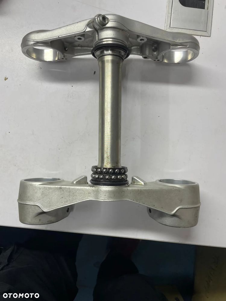 Półka dolna i górna MV Agusta F3 675 11-13 - 7