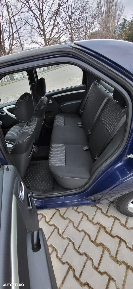 Dacia Logan 1.5 dCi Laureate - 11