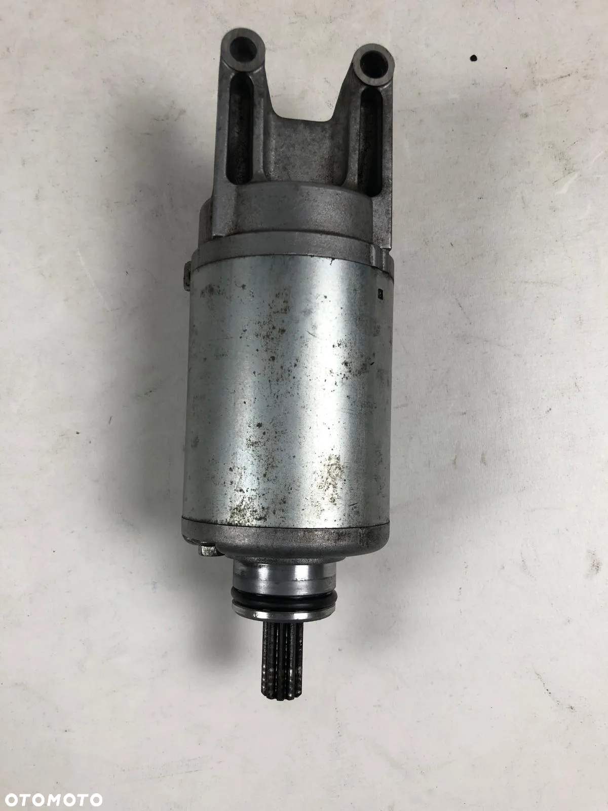 Suzuki Bandit GSF 600 00-04 Rozrusznik Starter - 3