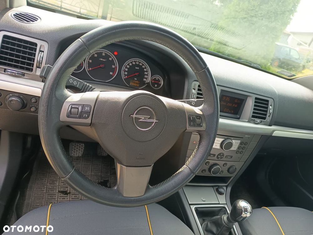 Opel Vectra 1.9 CDTI - 4