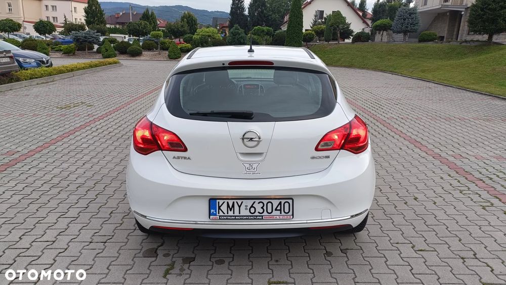 Opel Astra 1.4 ecoFLEX - 4